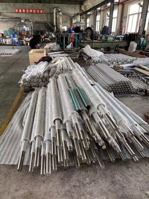 โรลเลอร์เคลือบโครมทนทาน / โรลเลอร์ทําความร้อน ง่ายต่อการติดตั้ง เพิ่มประสิทธิภาพ